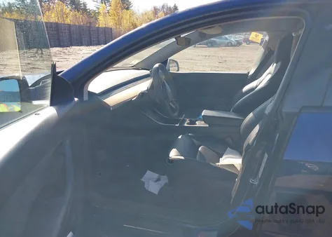 2020 Tesla Model Y Long Range Dual Motor All-Wheel Drive z USA, uszkodzony, nr VIN 5YJYGDEE2LF016684